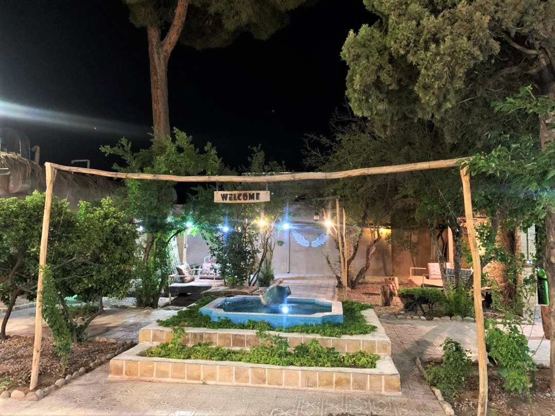 اجاره خانه سنتی در شهربابک کرمان - مخرگه