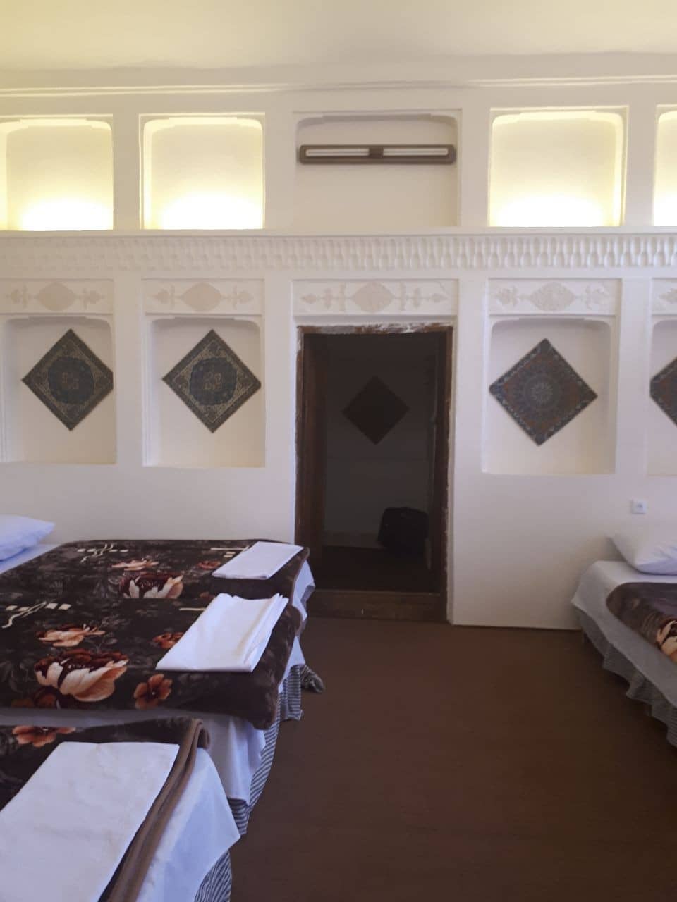 اجاره خانه سنتی در شهداد یزد - استراحتگاه حافظ