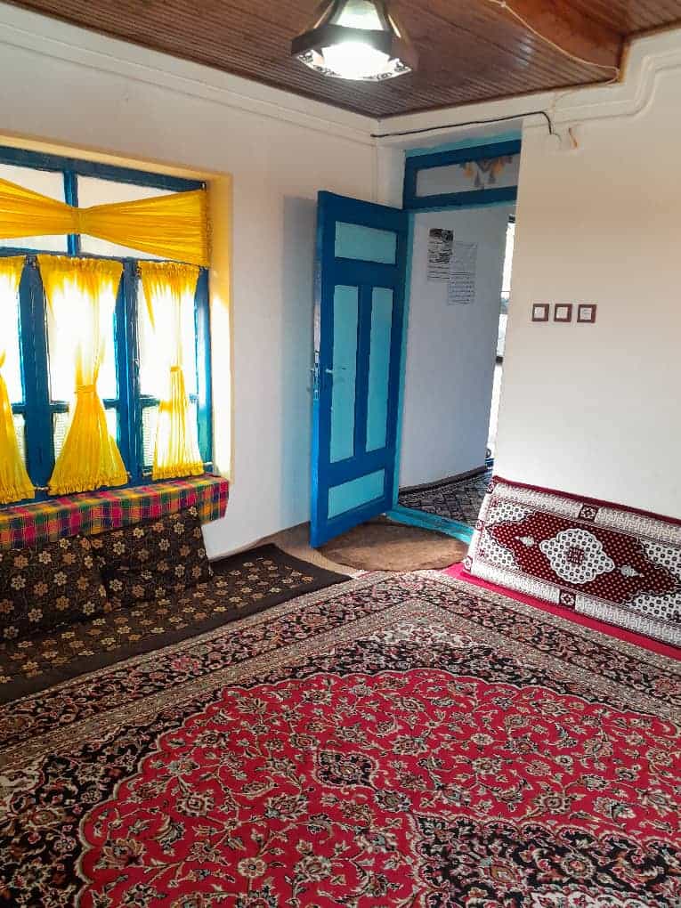 اقامتگاه سنتی جنگلی در انجیرکش رامسر - ننه گل