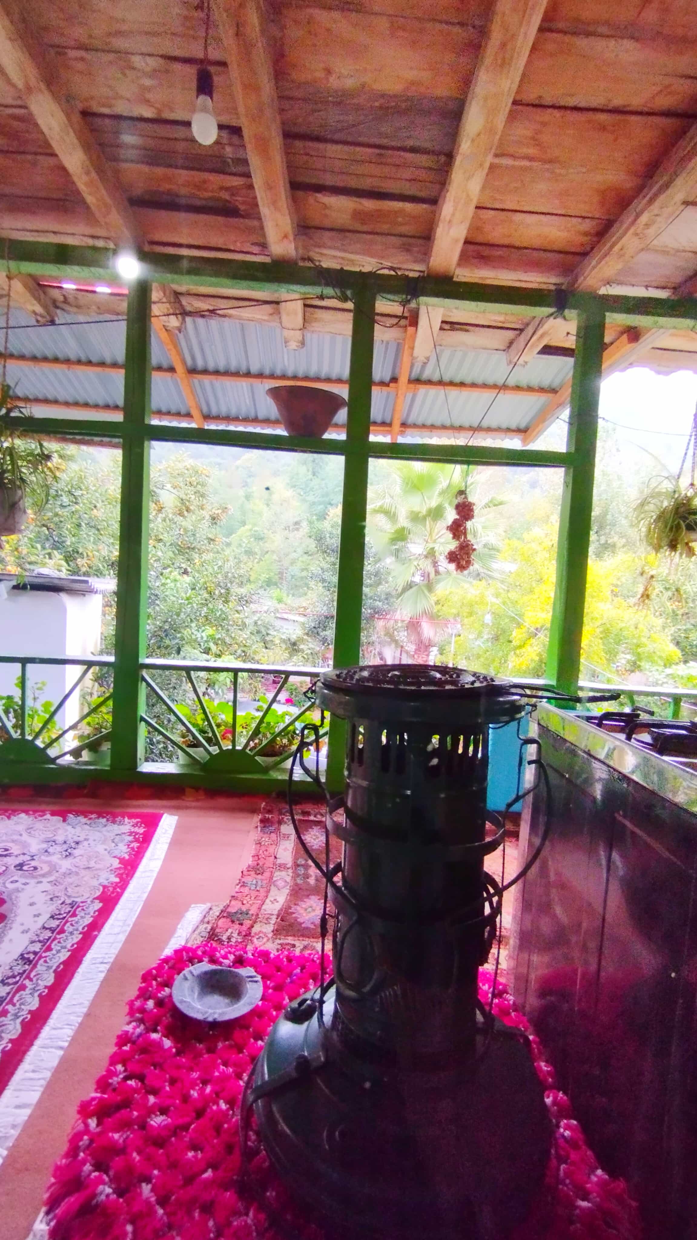 اجاره اقامتگاه سنتی  دوبلکس جنگلی در چوبر - گیلان