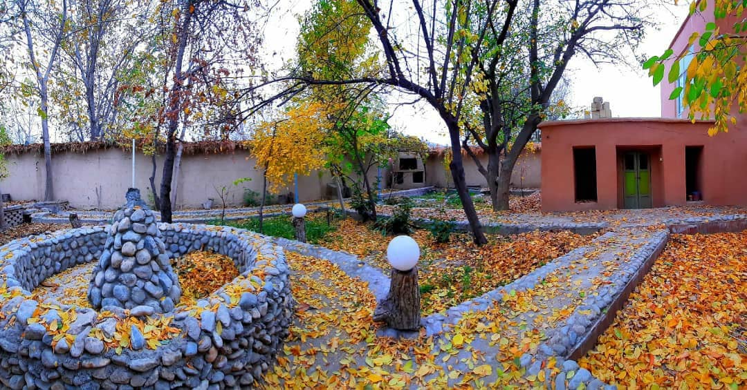 اجاره اتاق سنتی در باباسلطان خوانسار - گندم