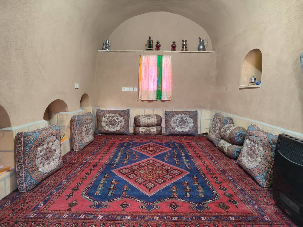 اجاره اتاق سنتی در مدوار مهریز - یزد