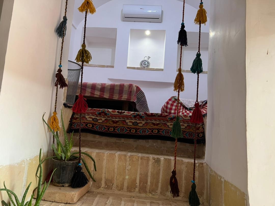 اجاره  بومگردی سنتی در بلوار امام یزد - بنفشه