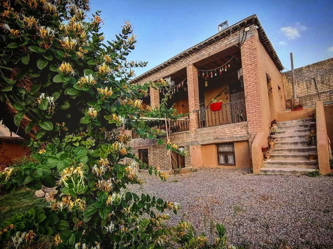 اجاره اتاق سنتی در جعفرآباد بوانات - سبلان