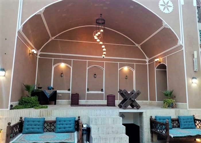 اجاره اتاق سنتی 4تخته در مهدی یزد