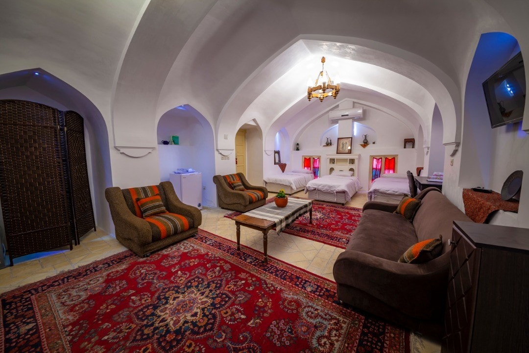 اجاره هتل سنتی در امام خمینی شوشتر - پنج باریکه