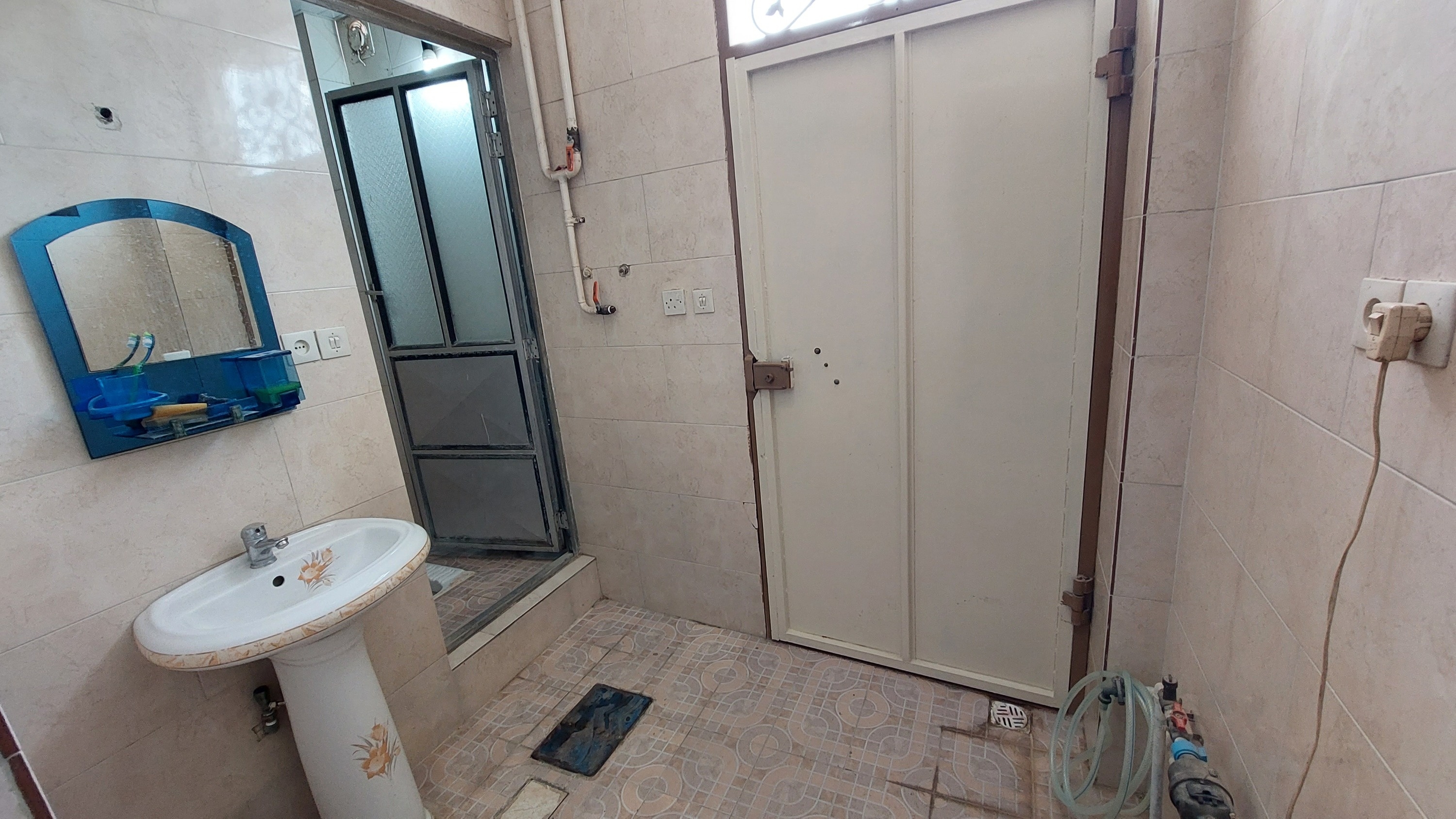 اجاره آپارتمان تک خواب در گناوه