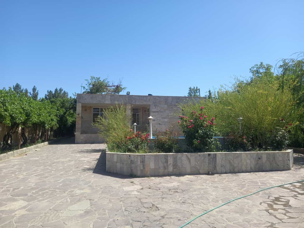 اجاره اتاق سنتی در زاوین کلات