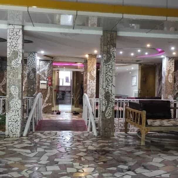 اجاره ویلا استخر سرپوشیده در محله ملک آباد باغ بهادران