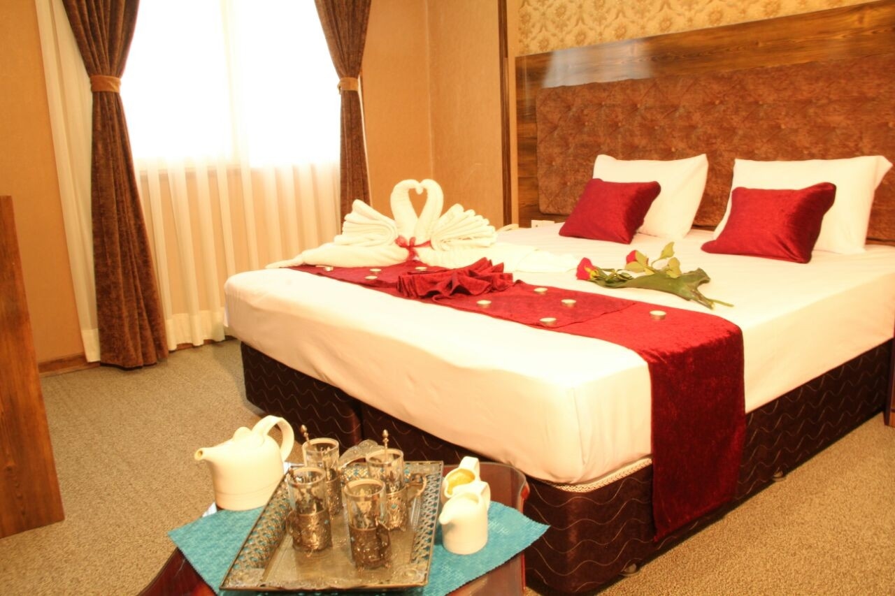 رزرو هتل دوستاره دوتخته در طبرسی مشهد