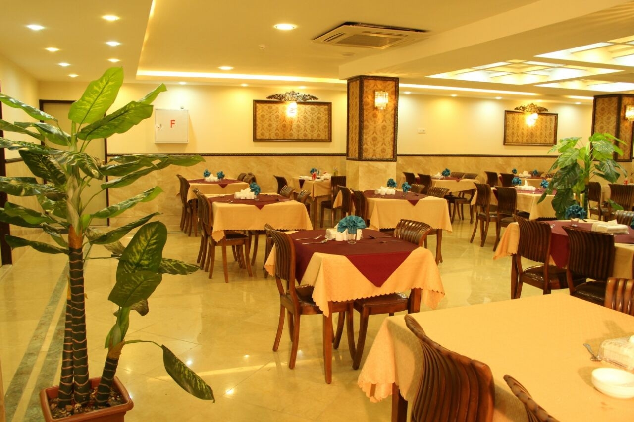 رزرو هتل دوستاره دوتخته در طبرسی مشهد