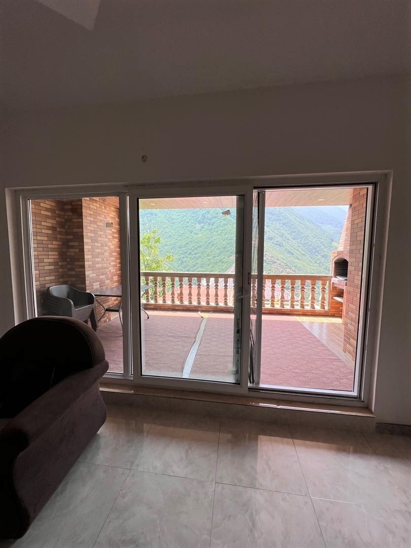 اجاره آپارتمان در جاده جنگلی تنکابن - طبقه دوم