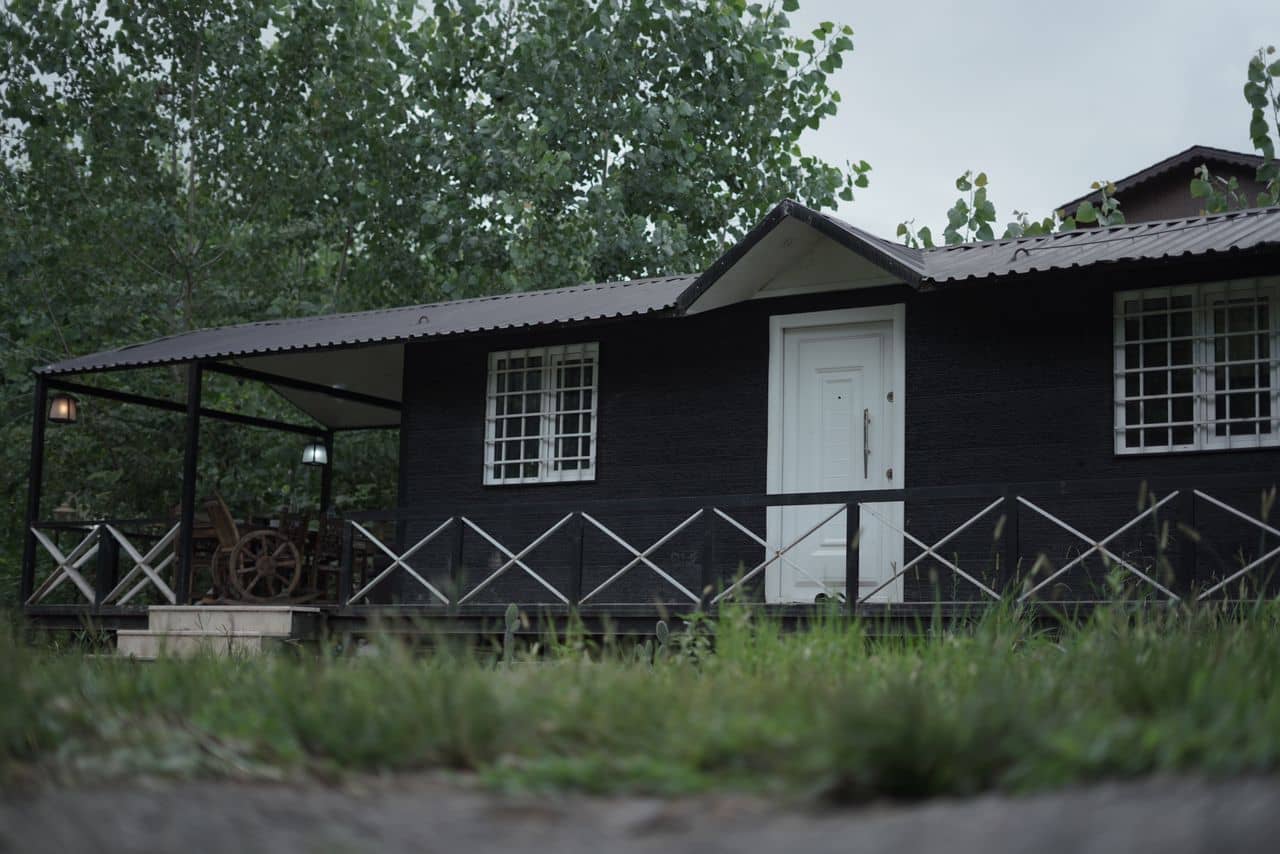 اجاره کانکس جنگلی در روستای صدا پشته - لاهیجان