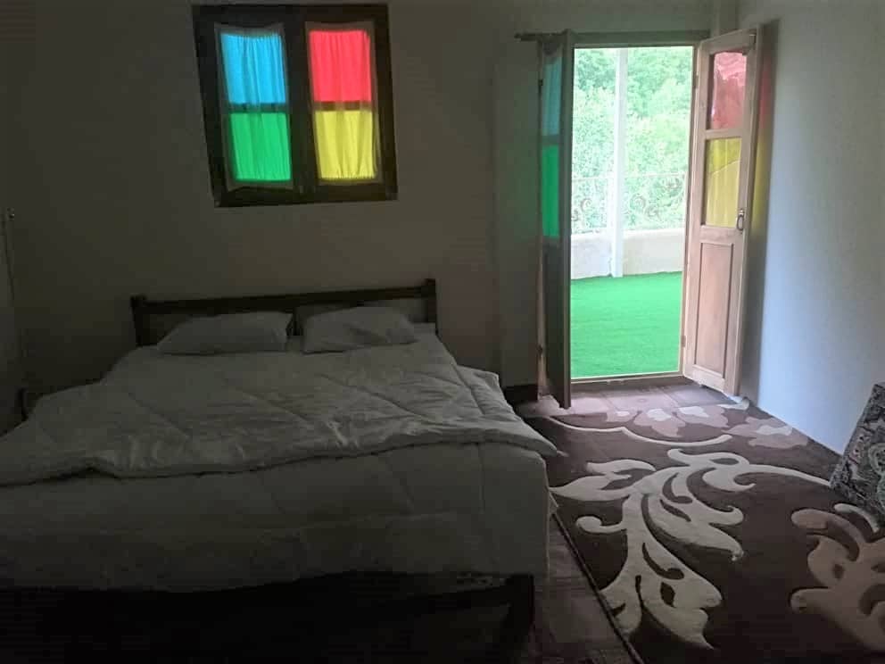 اجاره اتاق سنتی در روستا اخلمد سفلی چناران - 2 تخته