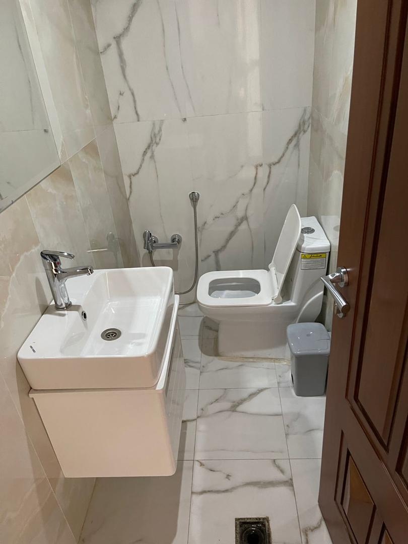 آپارتمان مبله دوخوابه در خیابان ولی عصر تهران - جردن2 طبقه ی دوم