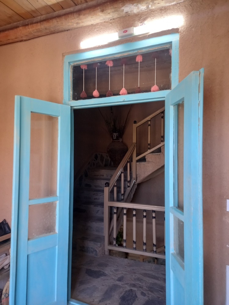 اجاره بومگردی در روستای کنگ طرقبه -اتاق 3