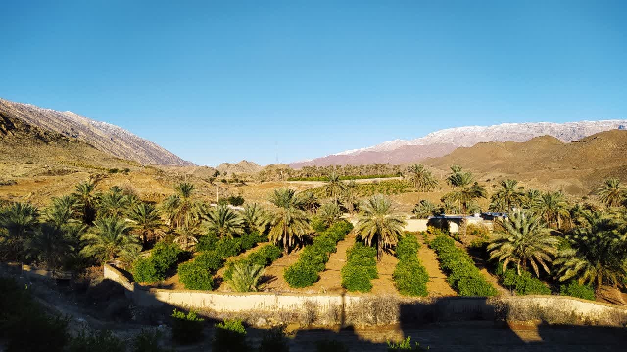 اقامتگاه بومگردی در روستای بادنجان جهرم- مهتاب