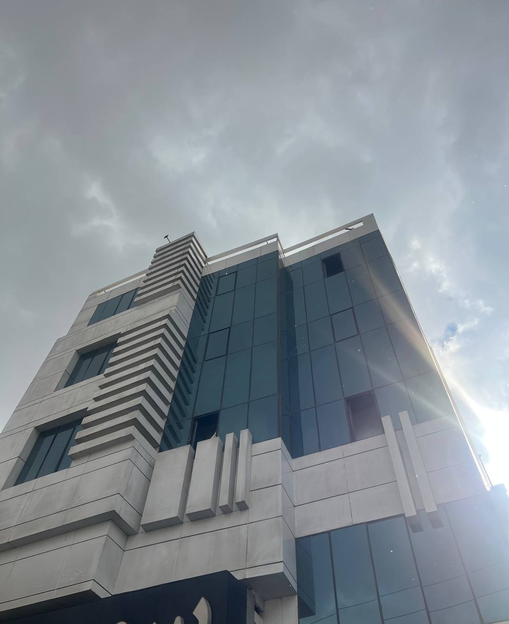 اجاره آپارتمان دو خواب مبله در چمران - واحد 5جنوبی