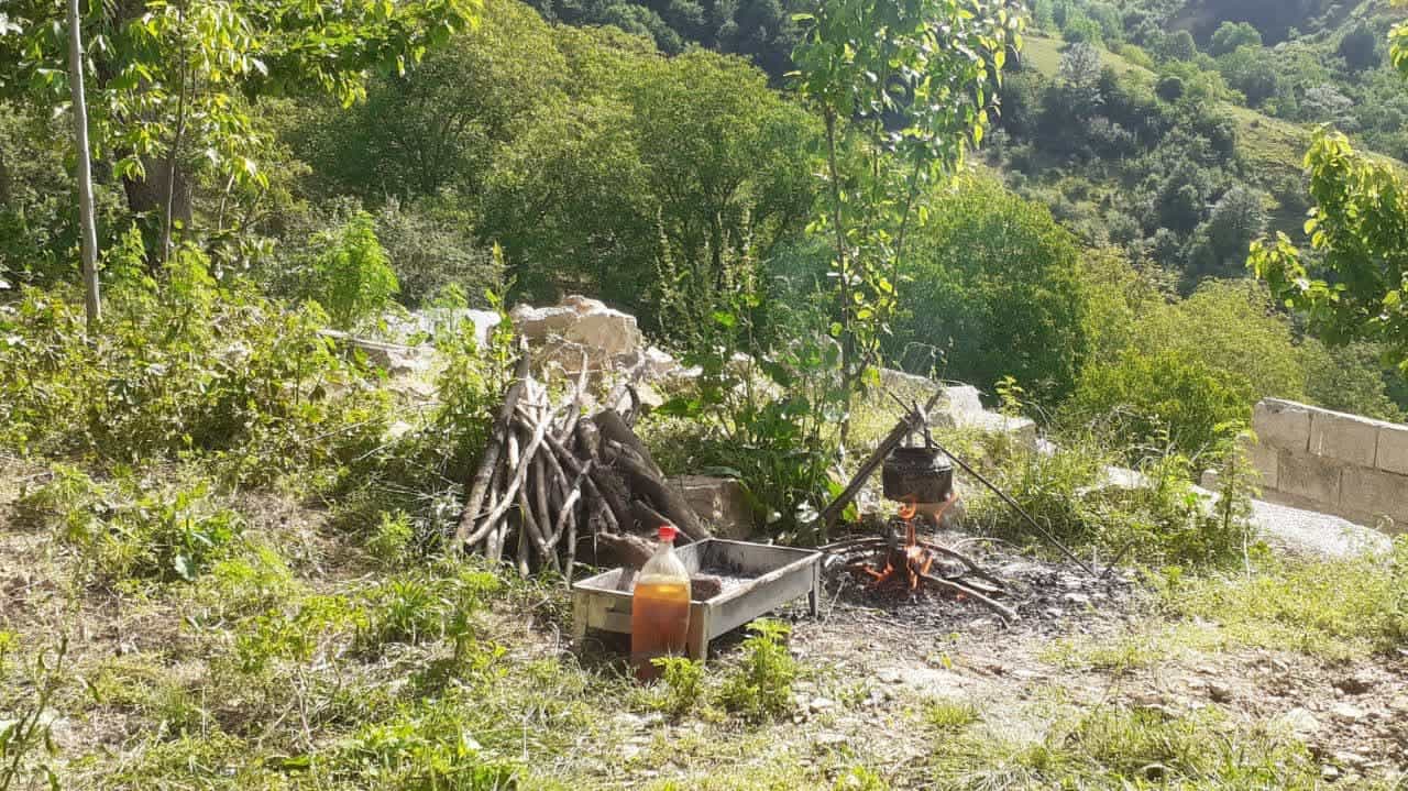 اجاره ویلا جنگلی  دوخوابه  خو ابه در خاک پیرزن علی آباد کتول