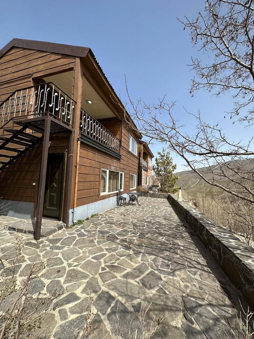 کلبه چوبی در گنج نامه همدان - کد 4