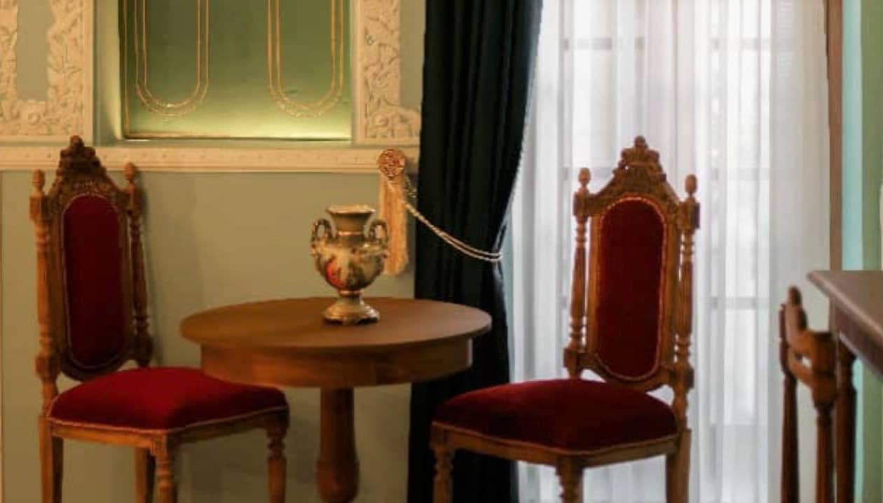 اجاره اتاق سنتی در خیابان زند - نن جون