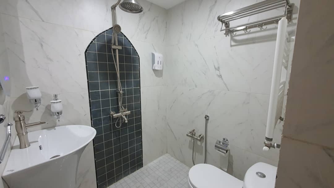 اجاره اتاق سنتی در خیابان زند - نن جون