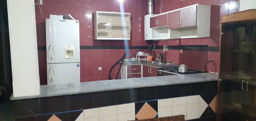 اجاره متزل تک خوابه  نزدیک دریاچه باغ فدک اصفهان-طبقه اول