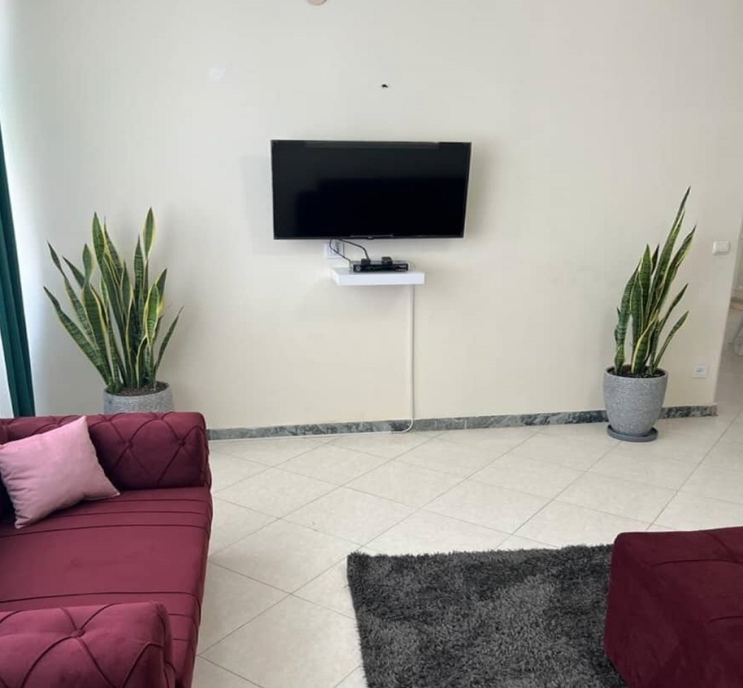 اجاره منزل مبله سه خوابه در پونک - غرب تهران طبقه دوم