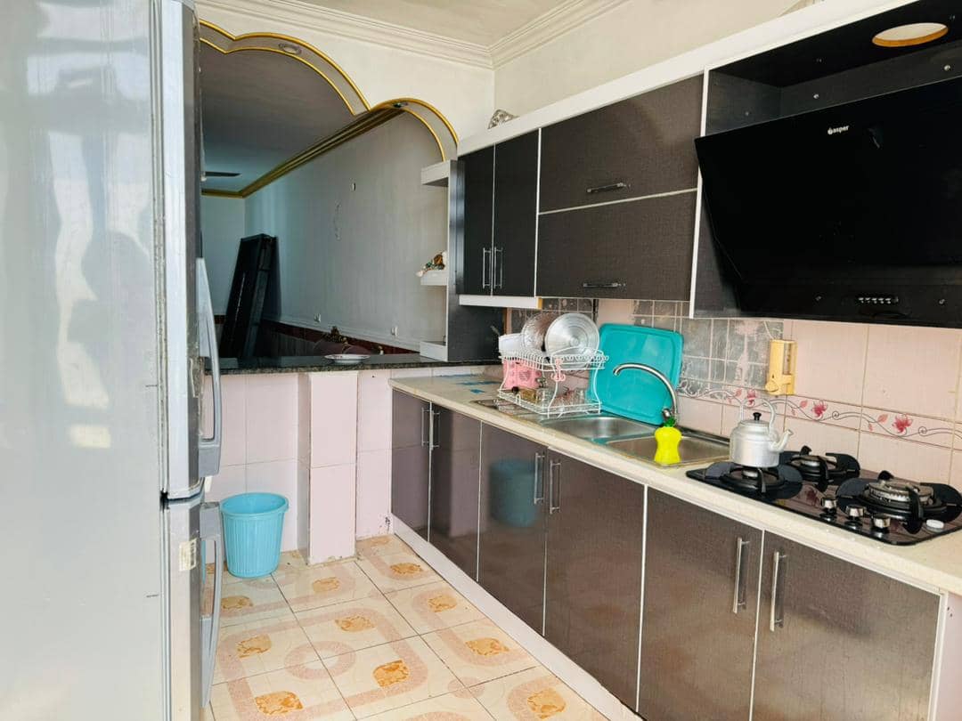 اجاره منزل مبله نزدیک ساحل در جمهوری - تکخواب 75 متری دوتخته