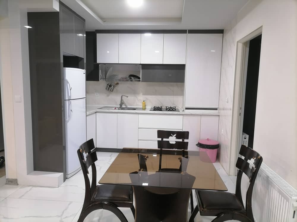 اجاره ویلا استخر سرپوشیده آبگرم در باغ بهادران