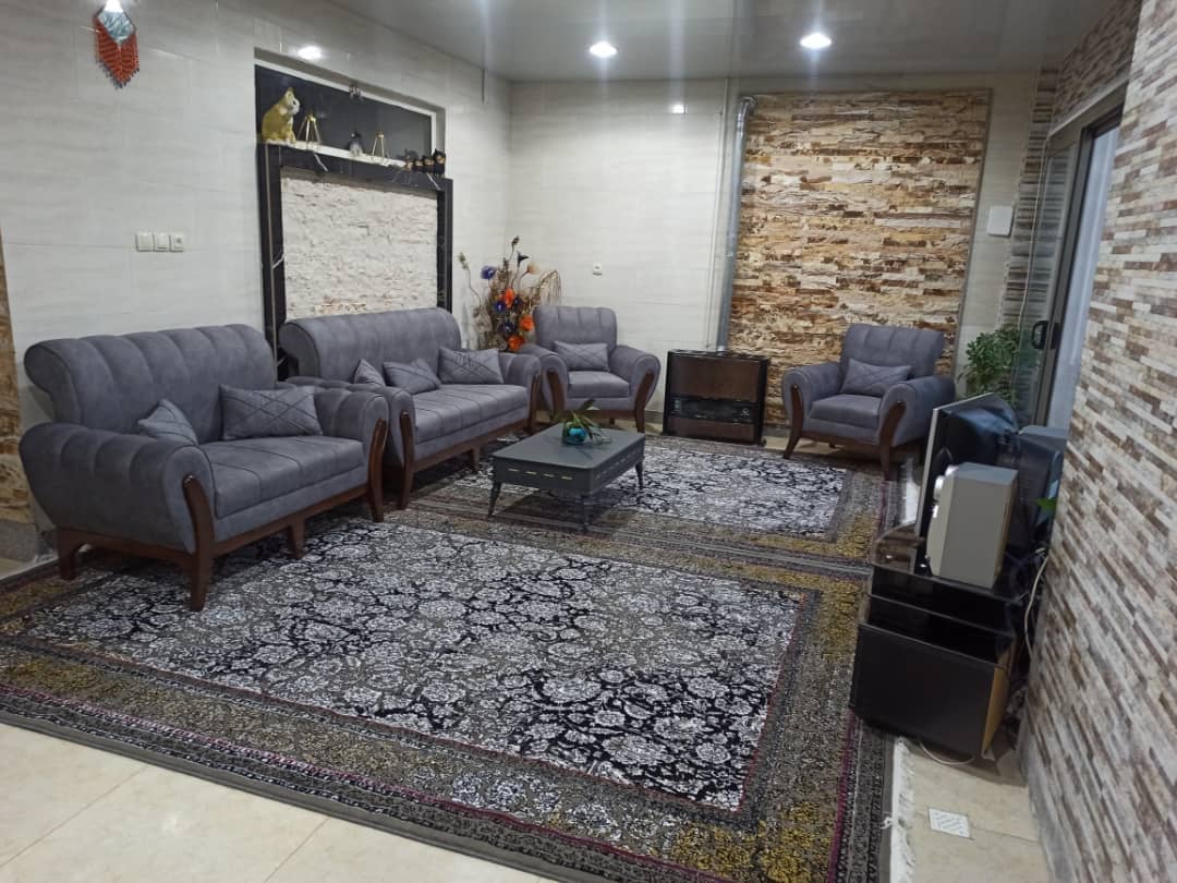 اجاره ویلا استخر سرپوشیده آبگرم در صادق آباد