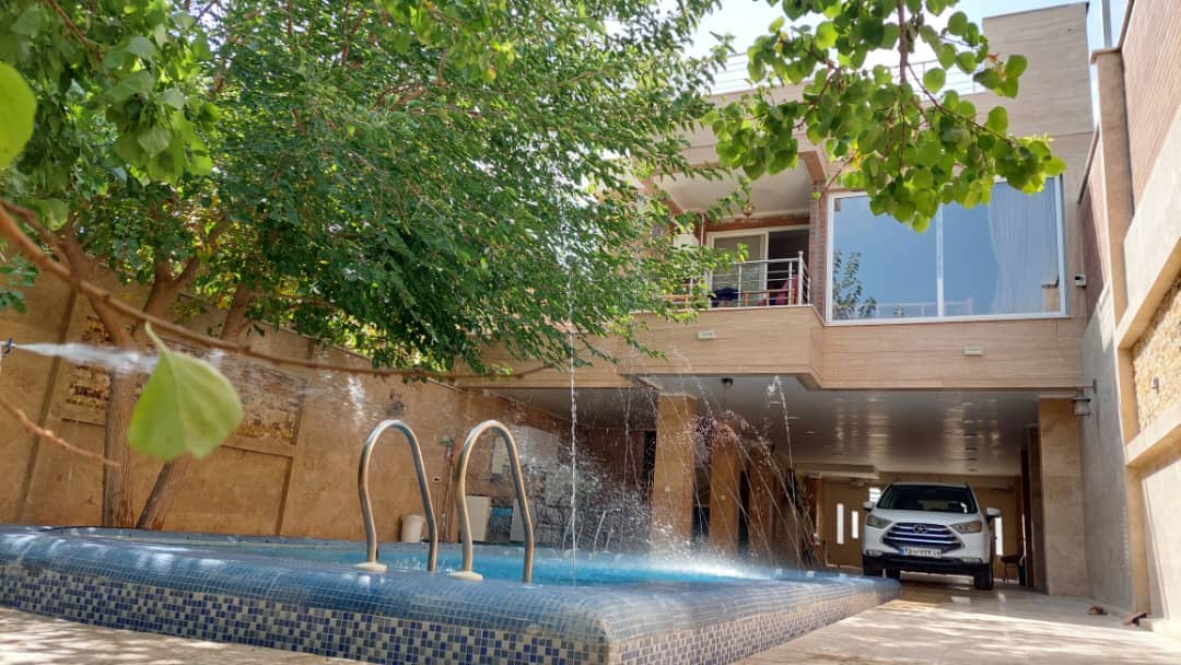 اجاره ویلا استخر آبسرد در اشکاوند