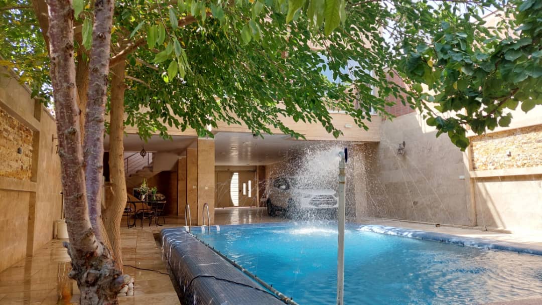 اجاره ویلا استخر آبسرد در اشکاوند