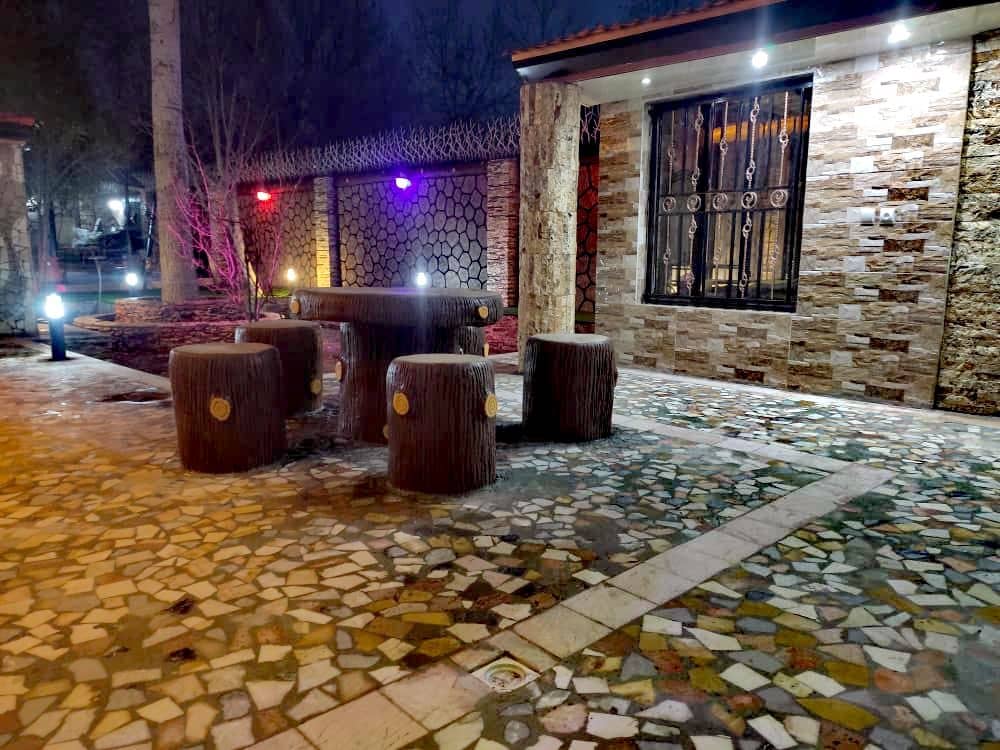 اجاره ویلا استخر سرپوشیده در باغ بهادران - 3 خواب