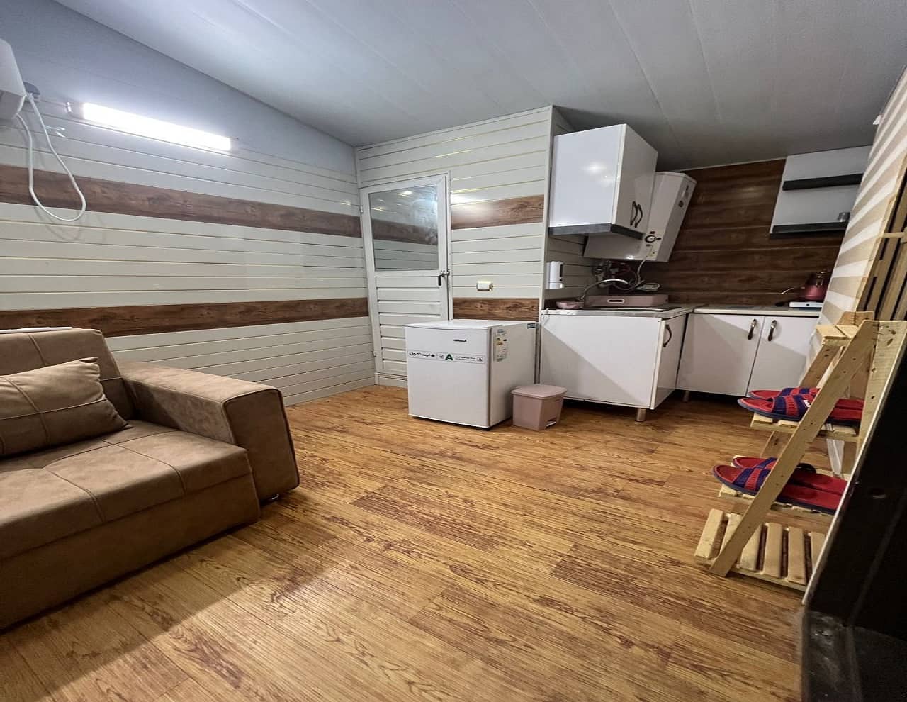 اجاره کانکس ساحلی در هرمز - یک تخته