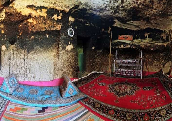 اجاره اقامتگاه صخره ای در روستای میمند - 38متر