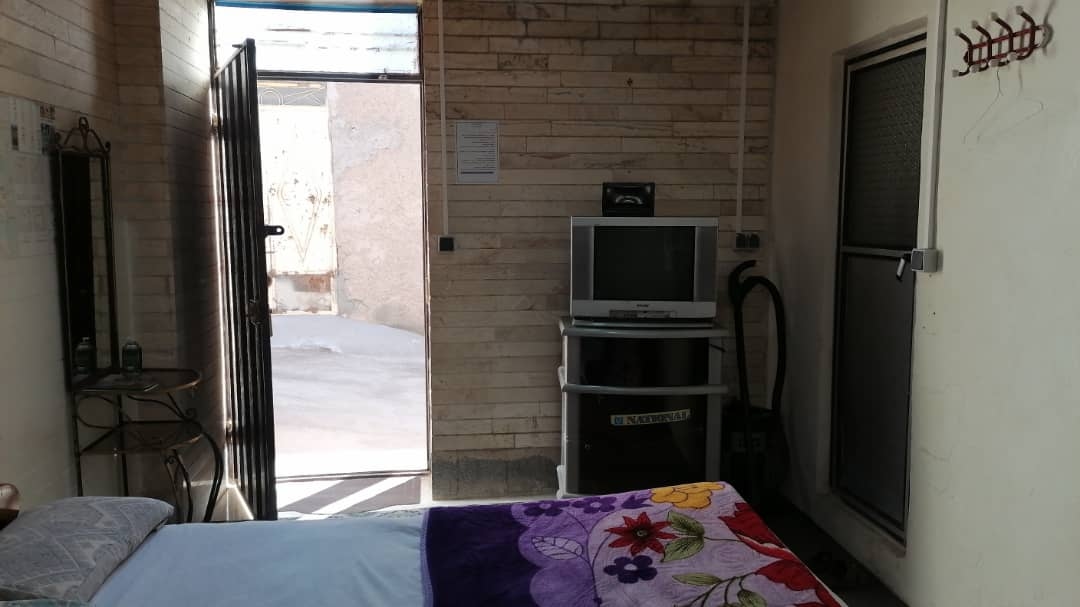 اجاره سوئیت در خیابان 17 شهریور - همکف