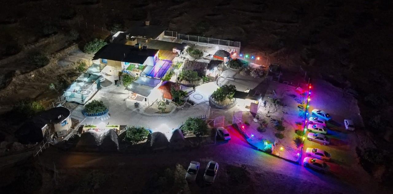 اجاره سوئیت سنتی در استهبان - چشمه انجیر