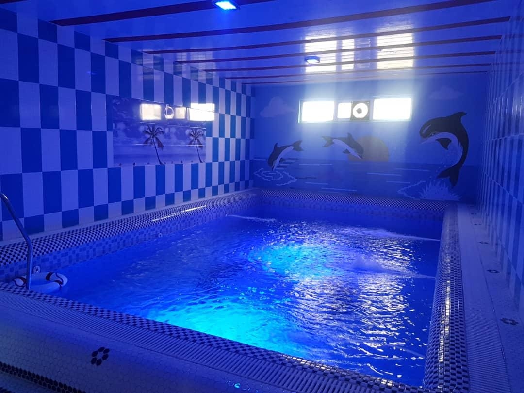 اجاره ویلا سه خوابه 350  متری با استخر آبگرم در ساحل آرام