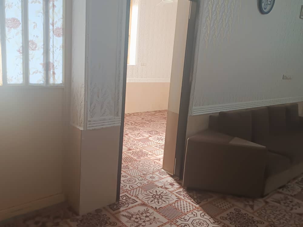 اجاره منزل نزدیک ساحل در سیراف- دوخوابه طبقه همکف