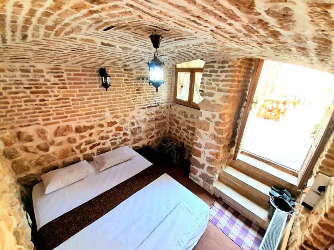 اجاره اتاق دو تخته در لطفعلی خان زند - 1