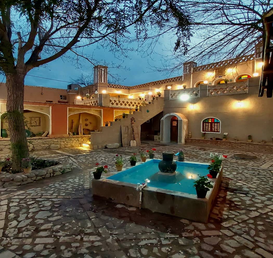 اجاره اتاق بومگردی در نطنز - طاق تودرتو