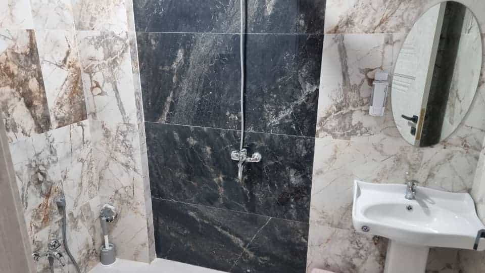 اجاره آپارتمان مبله در چابهار - دوخوابه طبقه دوم