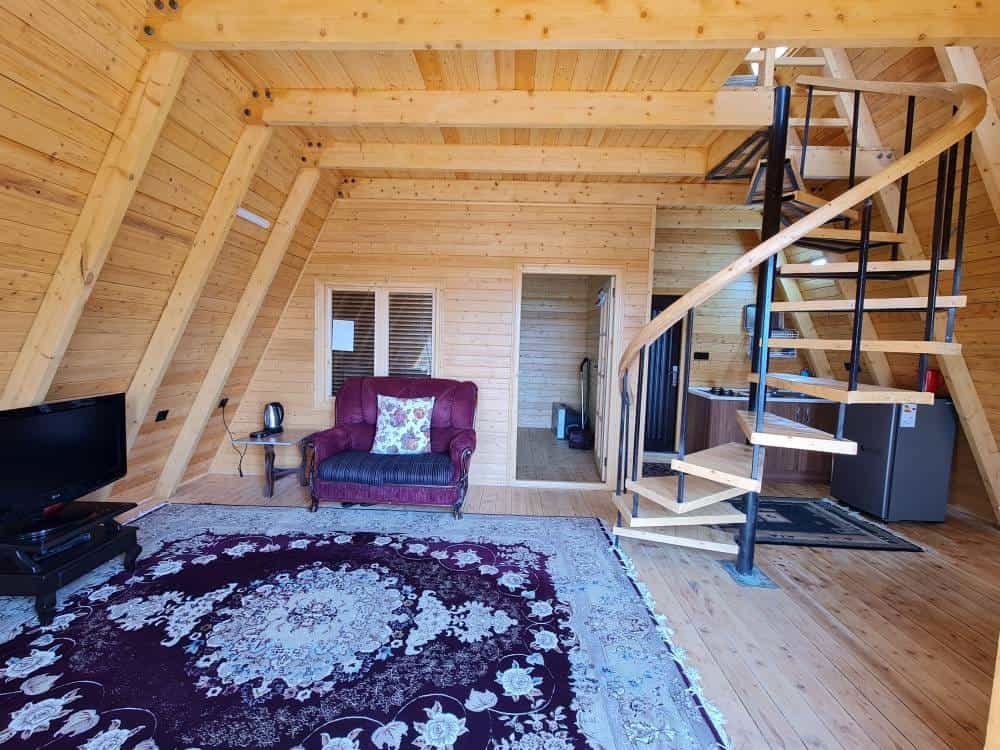 اجاره کلبه سوئیسی جنگلی در لفور شیرگاه