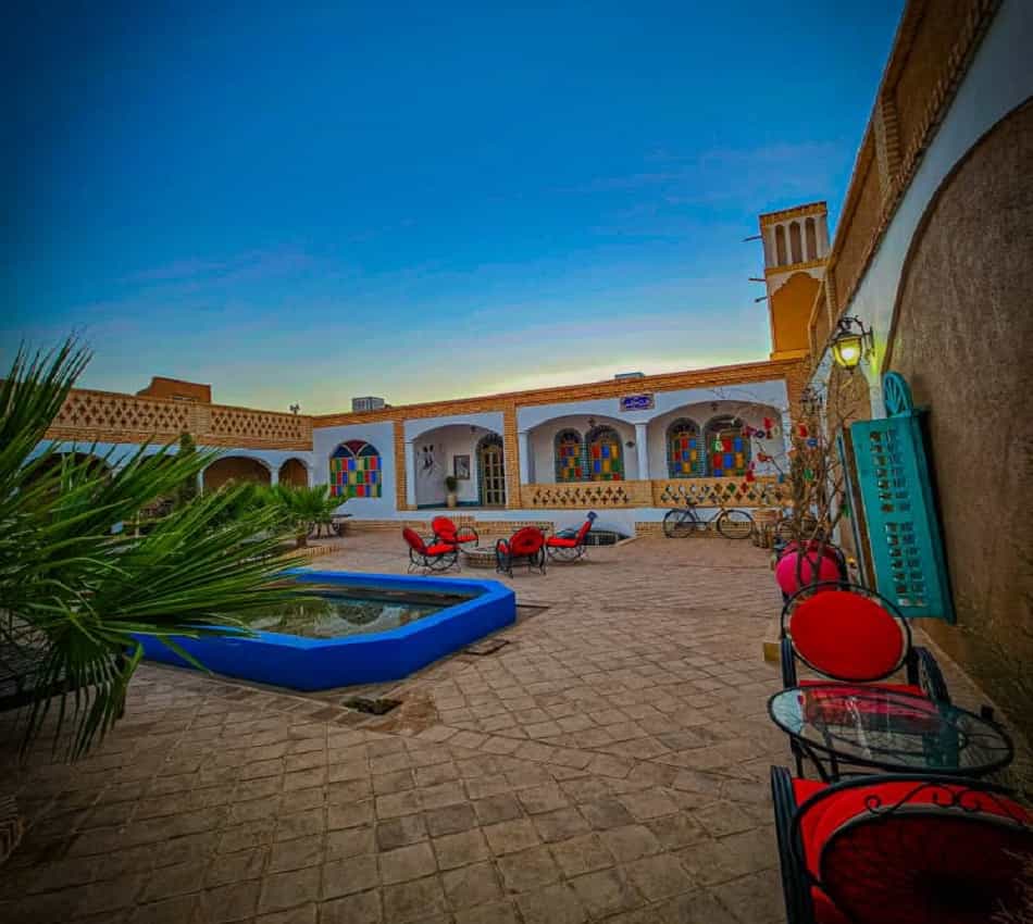 رزرو اتاق در بادرود اصفهان - میرپنج