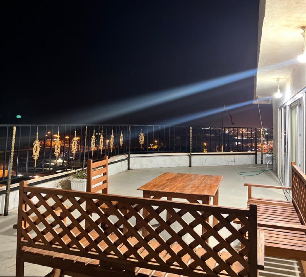 اجاره هتل آپارتمان پنت هوس ساحلی عسلویه - سه خواب