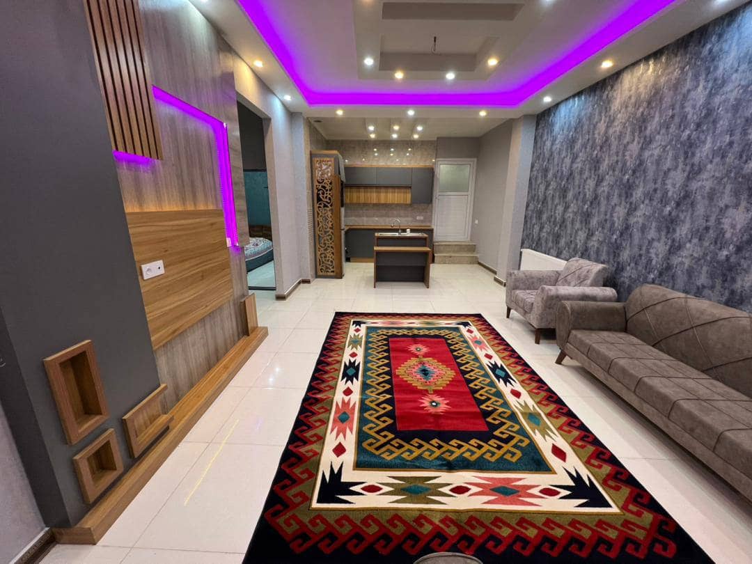 اجاره ویلا نزدیک ساحل با استخرسرپوشیده آبگرم در فرح آباد