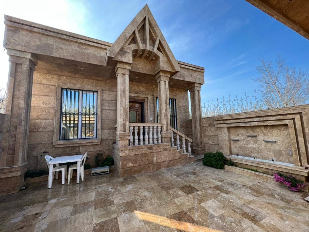 اجاره ویلا نزدیک ساحل با استخرسرپوشیده آبگرم در فرح آباد