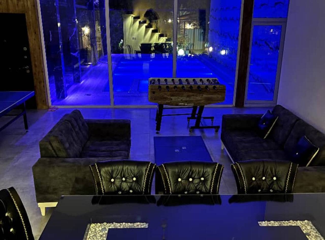 اجاره ویلا با استخرسرپوشیده آبگرم در کردان