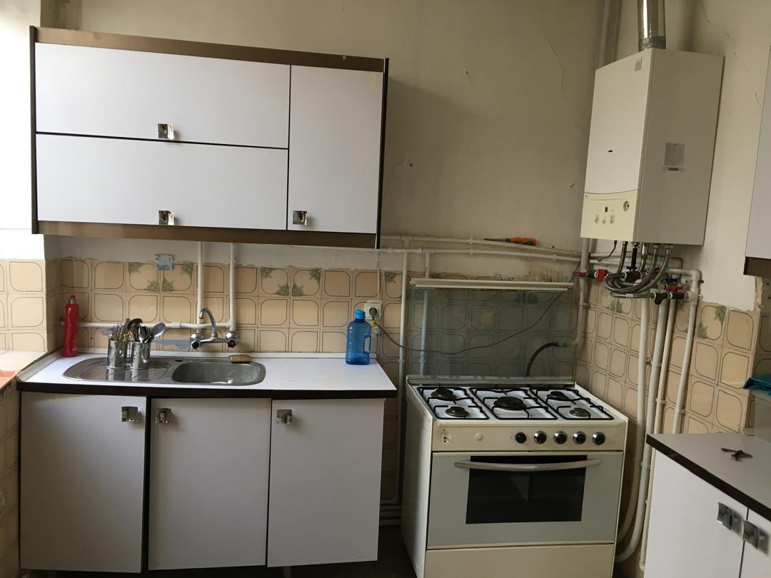 اجاره منزل ویلایی در بلوار شبلی سنندج - مبل قرمز